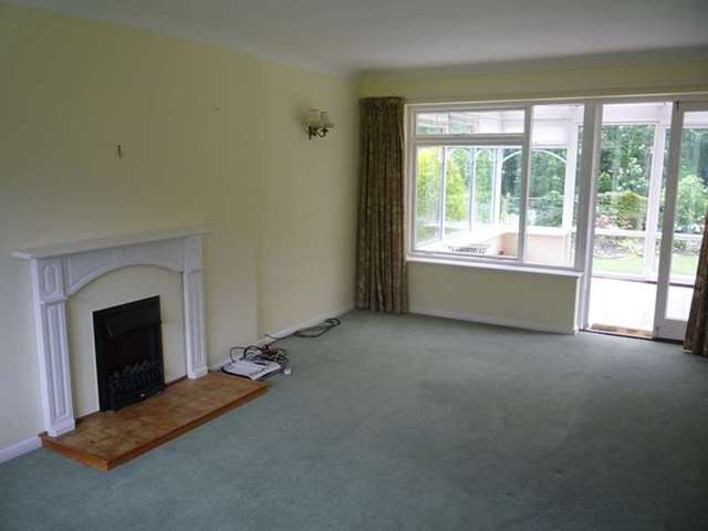  Image of 3 bedroom Detached house to rent in Beaconsfield Close Sudbury CO10 at Sudbury, CO10 1JR