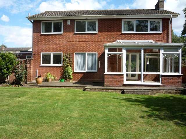  Image of 3 bedroom Detached house to rent in Beaconsfield Close Sudbury CO10 at Sudbury, CO10 1JR