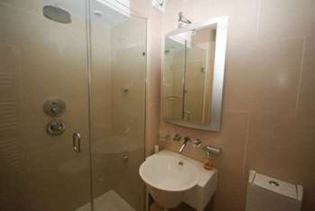  Image of 2 bedroom Flat to rent in Beaufort Gardens London SW3 at Beaufort Gardens  London, SW3 1QQ