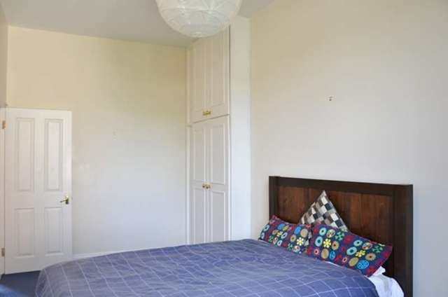  Image of 1 bedroom Flat to rent in Beaufort Villas Bath BA1 at Beaufort Villas Claremont Road Bath, BA1 6LY