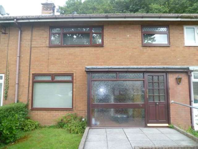  Image of 3 bedroom Terraced house to rent in Beaumaris Drive Llanyravon Cwmbran NP44 at Cwmbran, NP44 8HY