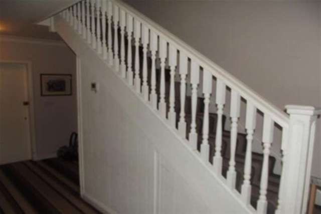  Image of 4 bedroom Detached house to rent in Bedford Grove Bulwell Nottingham NG6 at Nottingham, NG6 9DE