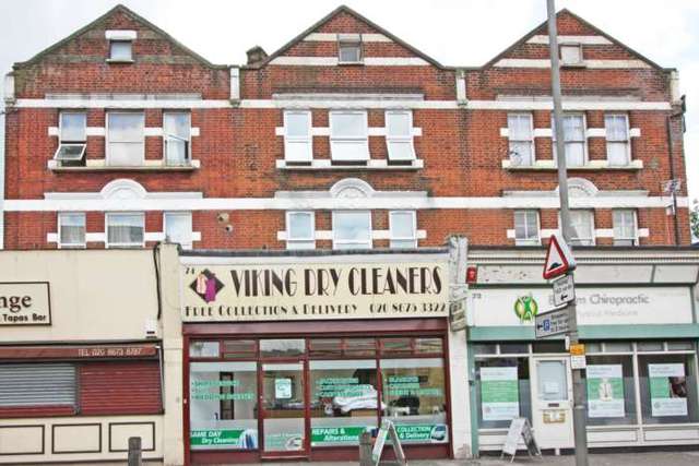  Image of 3 bedroom Flat to rent in Bedford Hill London SW12 at Bedford Hill Balham London, SW12 9HR