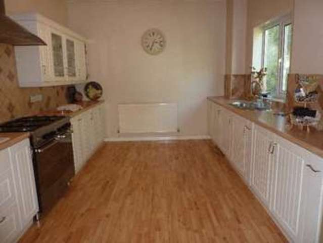  Image of 3 bedroom Detached house to rent in Beech Road Pontyrhyl Bridgend CF32 at Beech Road Pontyrhyl Bridgend, CF32 8AJ