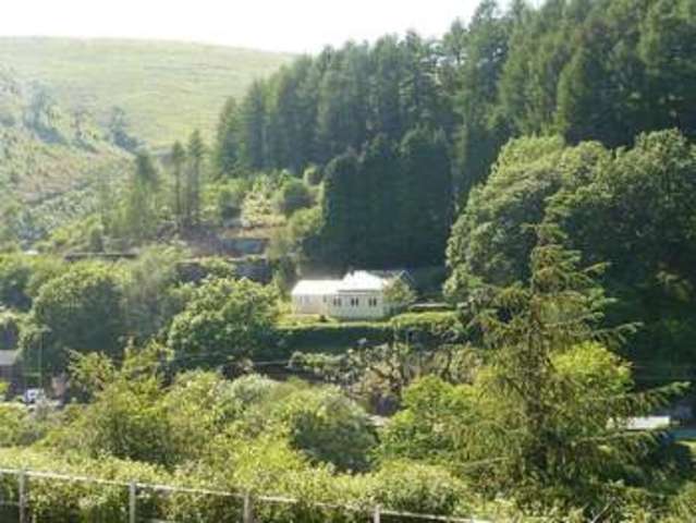  Image of 3 bedroom Detached house to rent in Beech Road Pontyrhyl Bridgend CF32 at Beech Road Pontyrhyl Bridgend, CF32 8AJ