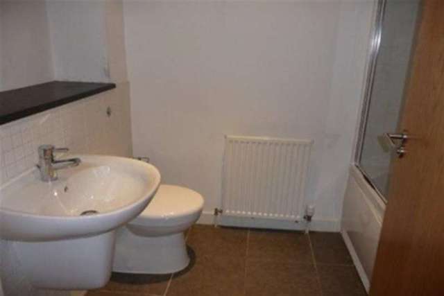  Image of 2 bedroom Flat to rent in Bell Street Glasgow G4 at Glasgow, G4 0SZ