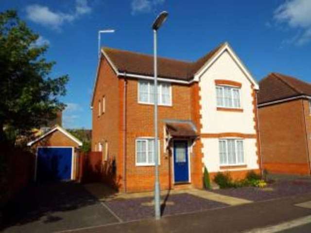  Image of 4 bedroom Detached house for sale in Bentley Avenue Yaxley Peterborough PE7 at Yaxley Peterborough Yaxley, PE7 3ZT
