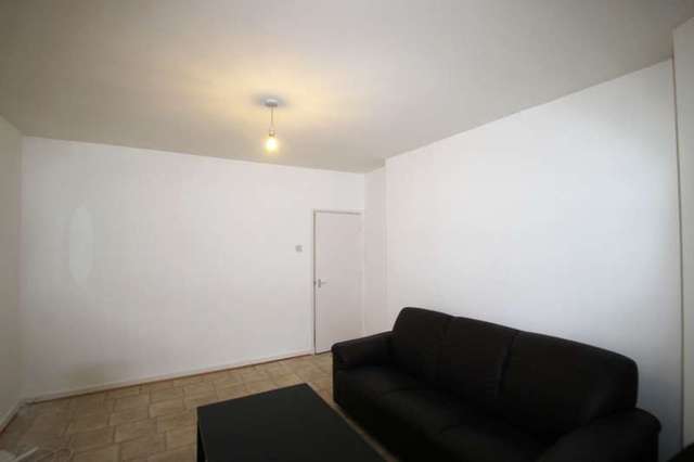  Image of House Share to rent in Rochester Square London NW1 at Rochester Square  London, NW1 9EJ
