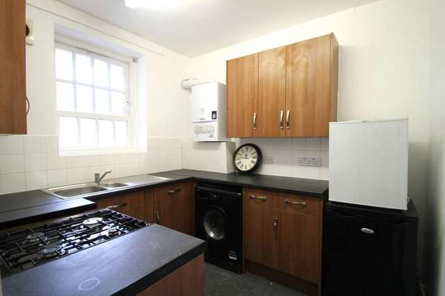  Image of House Share to rent in Rochester Square London NW1 at Rochester Square  London, NW1 9EJ