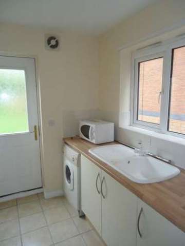  Image of 3 bedroom Terraced house to rent in Bethel Grove Liverpool L17 at Bethel Grove  Liverpool, L17 2BJ