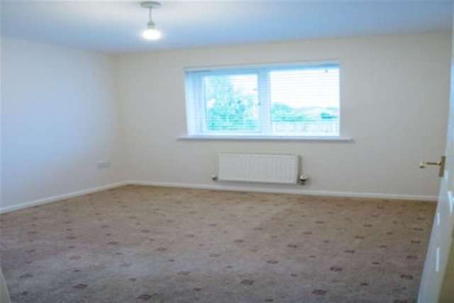  Image of 3 bedroom Detached house to rent in Brunel Drive Biggleswade SG18 at Biggleswade, SG18 8BH