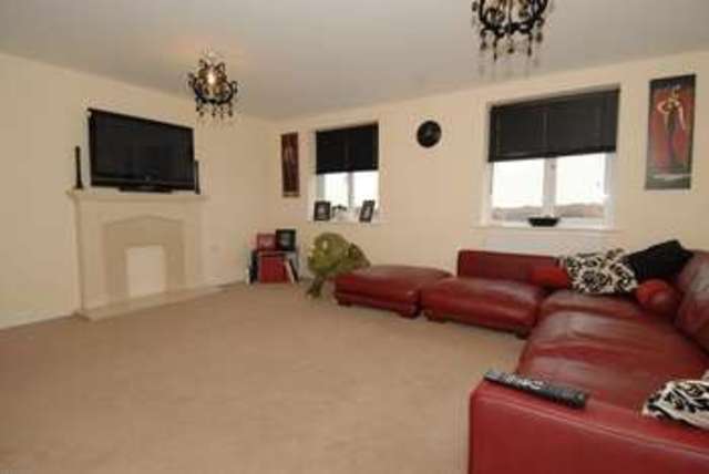  Image of 3 bedroom Terraced house to rent in Binder Close Higham Ferrers Rushden NN10 at Binder Close Higham Ferrers Rushden, NN10 8PH