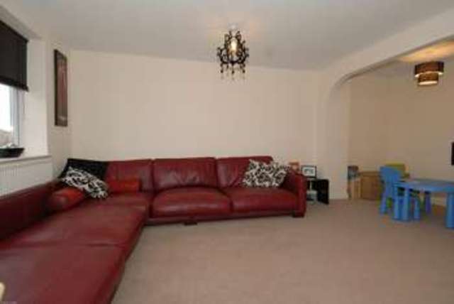  Image of 3 bedroom Terraced house to rent in Binder Close Higham Ferrers Rushden NN10 at Binder Close Higham Ferrers Rushden, NN10 8PH