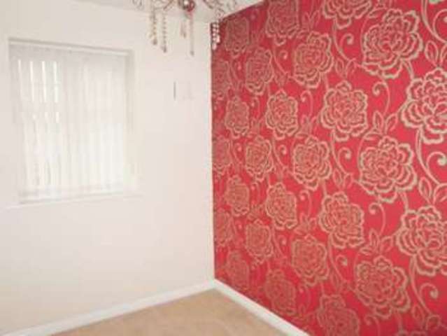  Image of 2 bedroom Flat for sale in Birmingham Road Oldbury B69 at Birmingham Road  Oldbury, B69 4EW
