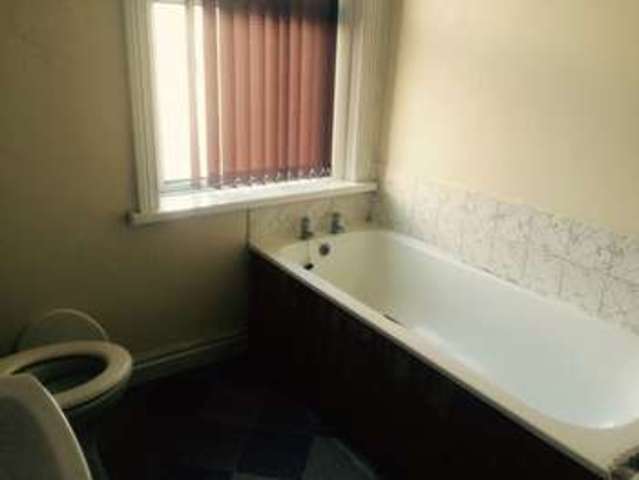  Image of 1 bedroom Terraced house to rent in Blacker Road North Birkby Huddersfield HD1 at Blacker Road North  Huddersfield, HD1 5HQ