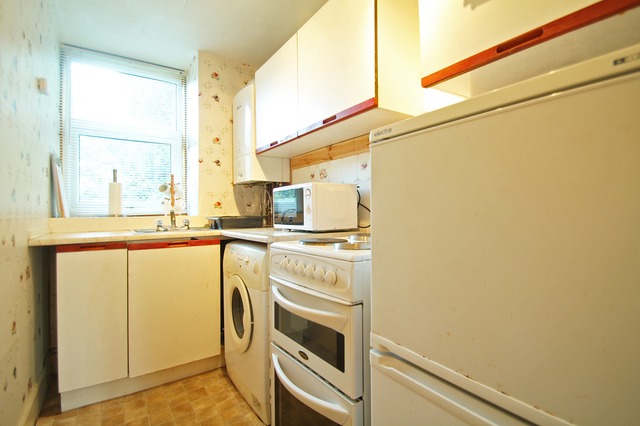  Image of 1 bedroom Flat to rent in Blackness Road Dundee DD2 at West End Dundee Dundee, DD2 1RS