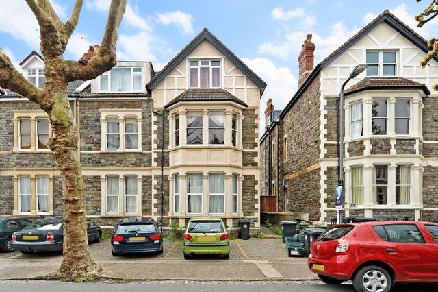  Image of 2 bedroom Flat for sale in Blenheim Road Redland Bristol BS6 at Blenheim Road Redland Bristol, BS6 7JW