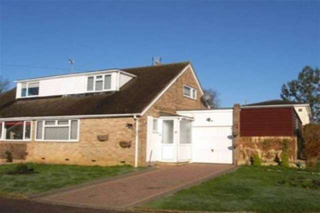  Image of 3 bedroom Semi-Detached house to rent in Freemans Road Bodicote Banbury OX15 at Banbury, OX15 4DT