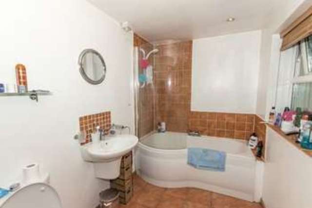  Image of 2 bedroom Property for sale in Bohella Road St. Mawes Truro TR2 at Bohella Road St. Mawes Truro, TR2 5DL