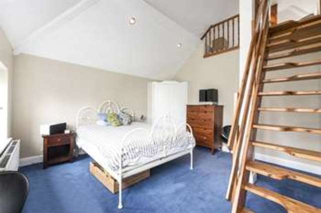  Image of 5 bedroom Detached house for sale in Bolton Road London W4 at London  Gunnersbury, W4 3TB