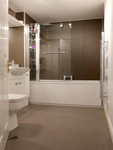  Image of 3 bedroom Flat to rent in Bonnethill Place Dundee DD1 at City Centre Dundee Dundee, DD1 2AD