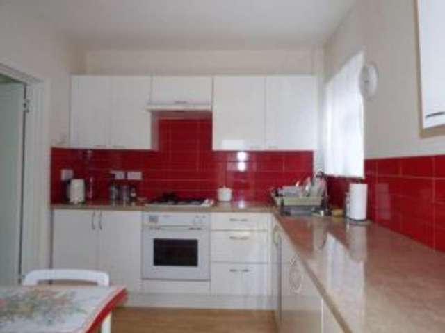  Image of 2 bedroom Bungalow for sale in Borrowdale Drive Sanderstead South Croydon CR2 at South Croydon  Selsdon, CR2 9JS