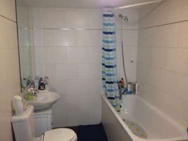  Image of 1 bedroom Flat to rent in Old Ford Road London E3 at Old Ford Road  London, E3 2LU