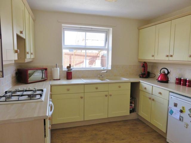  Image of 4 bedroom Detached house for sale in Bowmont Way Kingswood Hull HU7 at Kingswood  HULL, HU7 3HL