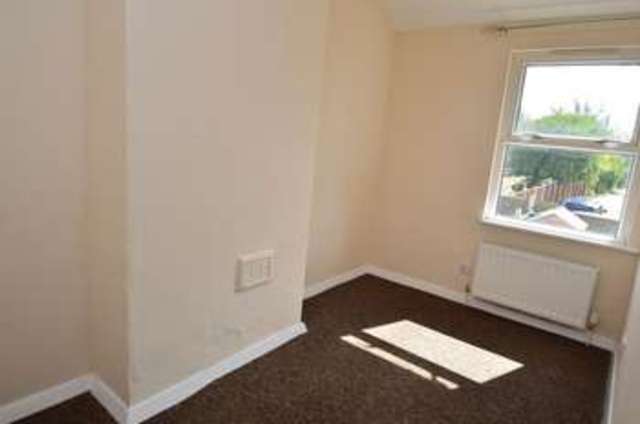  Image of 4 bedroom Semi-Detached house to rent in Bowness Avenue Nottingham NG6 at Bowness Avenue  Nottingham, NG6 0LU