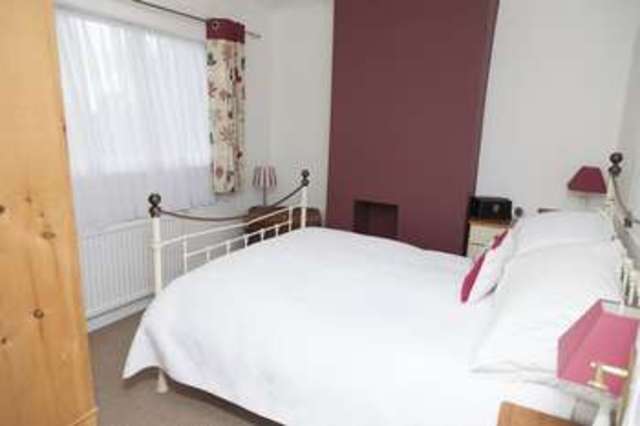  Image of 3 bedroom Semi-Detached house for sale in Bradvue Crescent Bradville Milton Keynes MK13 at Bradvue Crescent Bradville Milton Keynes, MK13 7AH