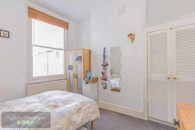  Image of 3 bedroom Flat for sale in Branksome Road London SW2 at London, SW2 5JA