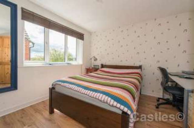  Image of 1 bedroom Flat for sale in Bream Close London N17 at Bream Close  London, N17 9DG