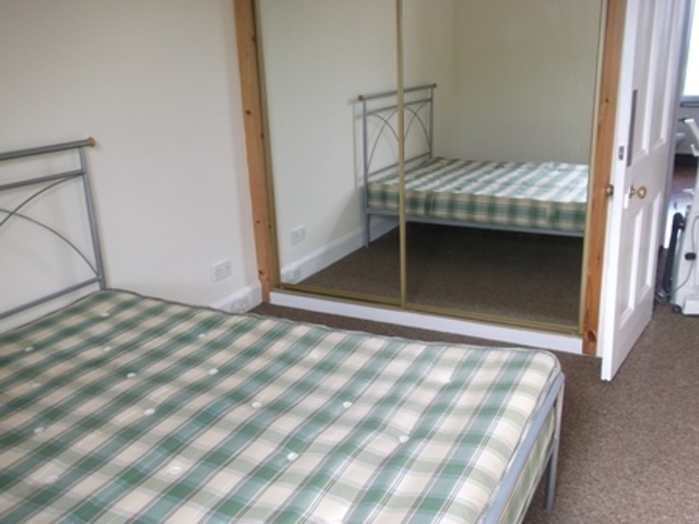  Image of 2 bedroom Flat to rent in Brisbane Road Largs KA30 at Largs North Ayrshire North Ayrshire, KA30 8NP