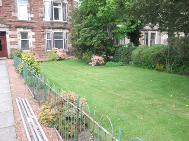  Image of 2 bedroom Flat to rent in Brisbane Road Largs KA30 at Largs North Ayrshire North Ayrshire, KA30 8NP