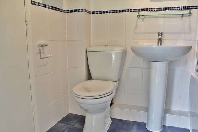  Image of 2 bedroom Semi-Detached house to rent in Broad Hinton Twyford Reading RG10 at Twyford, RG10 0LP