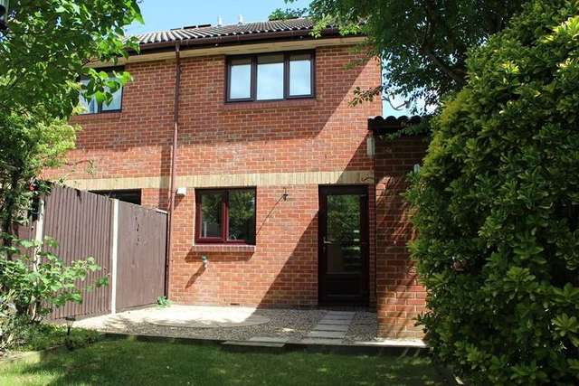  Image of 2 bedroom Semi-Detached house to rent in Broad Hinton Twyford Reading RG10 at Twyford, RG10 0LP