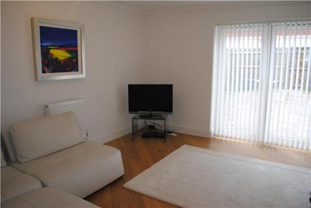  Image of 4 bedroom Terraced house to rent in Brookbank Close Cheltenham GL50 at Gloucestershire, GL50 3NB