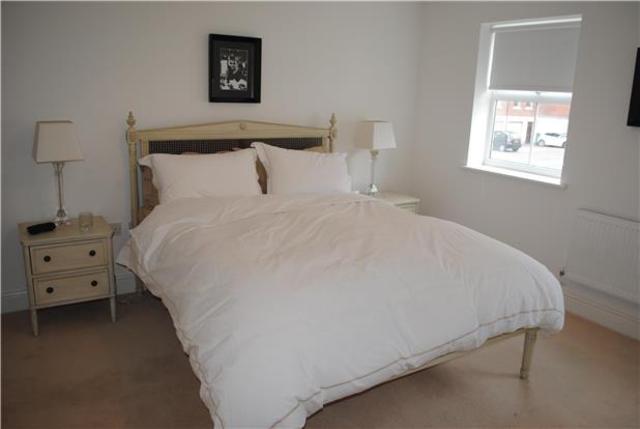  Image of 4 bedroom Terraced house to rent in Brookbank Close Cheltenham GL50 at Gloucestershire, GL50 3NB