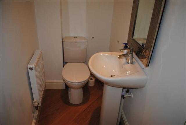  Image of 4 bedroom Terraced house to rent in Brookbank Close Cheltenham GL50 at Gloucestershire, GL50 3NB
