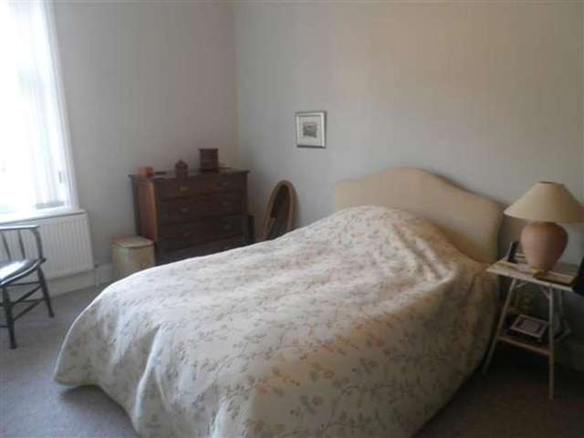  Image of 4 bedroom Terraced house to rent in Brougham Street Halifax HX3 at Ovenden, HX3 6NF