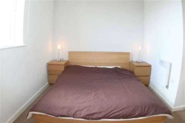  Image of 1 bedroom Flat to rent in Central Way Warrington WA2 at Warrington, WA2 7TJ