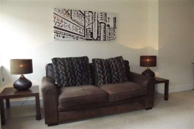  Image of 1 bedroom Flat to rent in Buchanan Street Glasgow G1 at Glasgow, G1 3LB