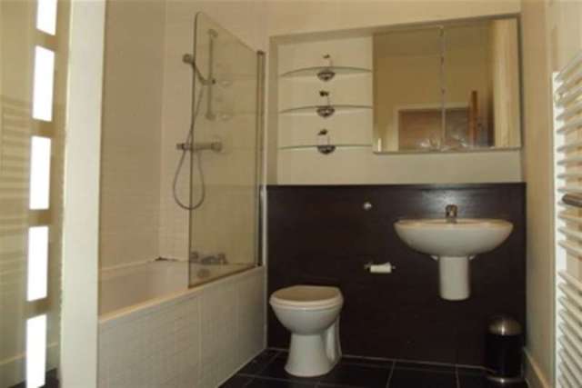  Image of 1 bedroom Flat to rent in Buchanan Street Glasgow G1 at Glasgow, G1 3LB