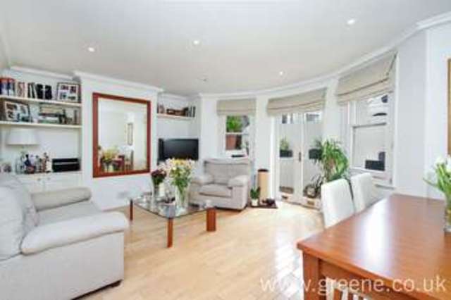  Image of 2 bedroom Flat to rent in Buckland Crescent London NW3 at Belsize Park London Belsize Park, NW3 5DH