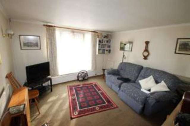  Image of 1 bedroom Flat for sale in Knockhundred Row Midhurst GU29 at Knockhundred Row Midhurst Midhurst, GU29 9DQ