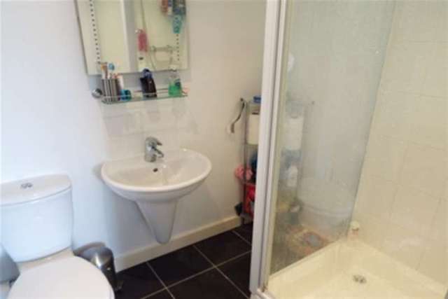  Image of 2 bedroom Flat to rent in Burnaby Road Westbourne Bournemouth BH4 at Bournemouth, BH4 8JG