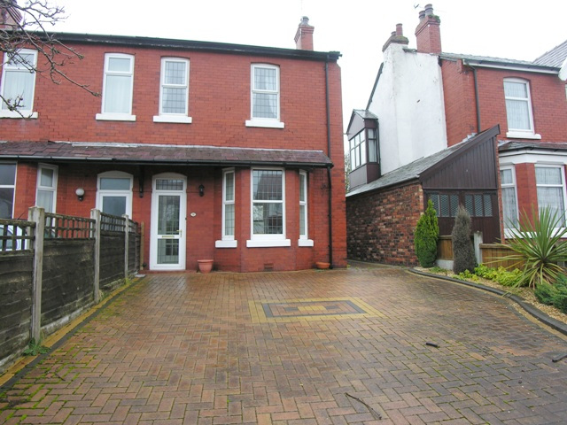  Image of 3 bedroom Detached house to rent in Burnley Road Ainsdale Southport PR8 at Ainsdale  Southport, PR8 3LR