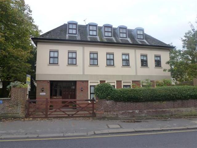  Image of 2 bedroom Maisonette for sale in High Street Bushey WD23 at Bushey, WD23 1BH