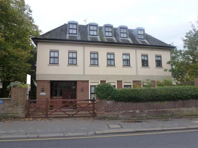  Image of 2 bedroom Maisonette for sale in High Street Bushey WD23 at Bushey, WD23 1BH