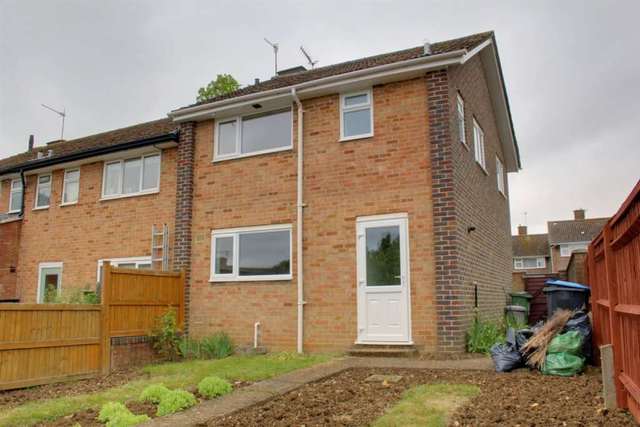  Image of 3 bedroom Detached house for sale in Butts End Hemel Hempstead HP1 at Butts End  Hemel Hempstead, HP1 3JH